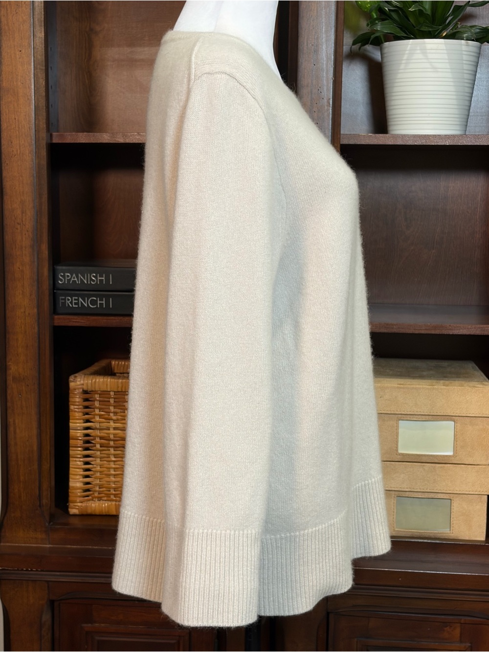 J. Crew Wool and Recycled Cashmere Cream Oversized Crewneck Sweater | Size L - Picture 5 of 13